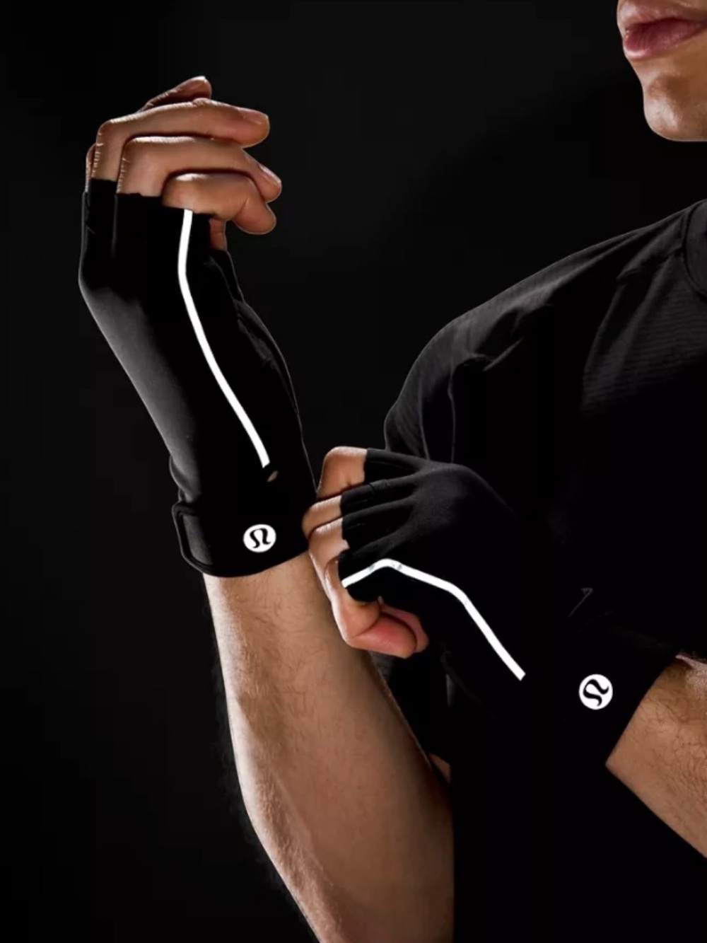 Lululemon LIKE NEW License to Train Fingerless Training Workout Gloves Black